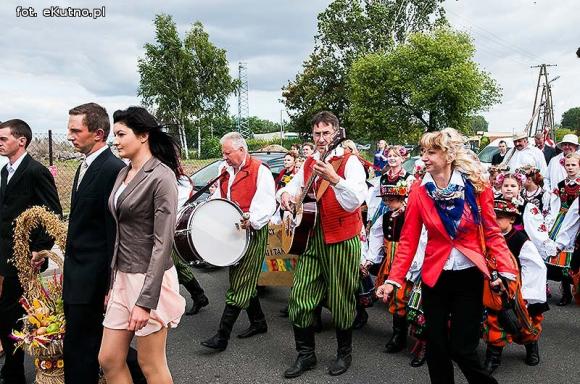 Od myszy po cesarza wszyscy żyją z gospodarza. Dożynki w gminie Krzyżanów