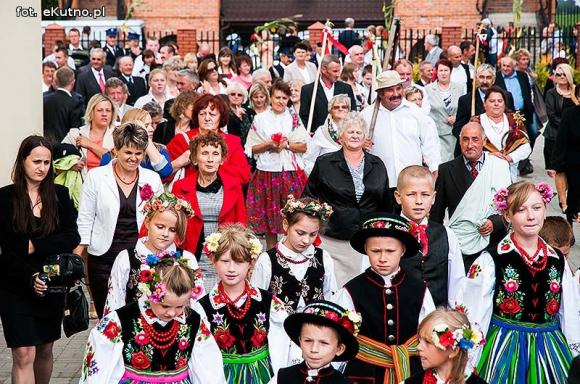 Od myszy po cesarza wszyscy żyją z gospodarza. Dożynki w gminie Krzyżanów