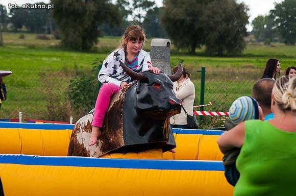 Od myszy po cesarza wszyscy żyją z gospodarza. Dożynki w gminie Krzyżanów