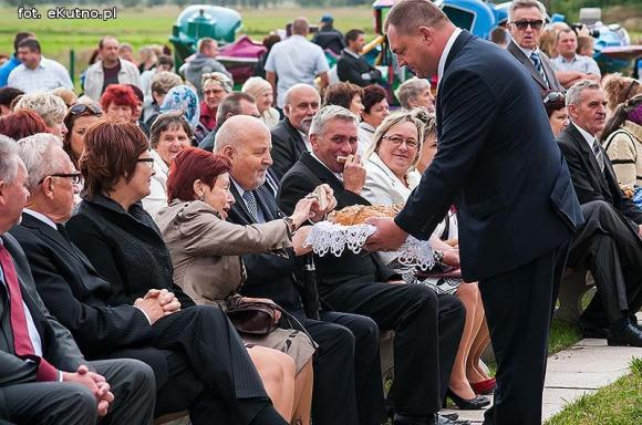Od myszy po cesarza wszyscy żyją z gospodarza. Dożynki w gminie Krzyżanów