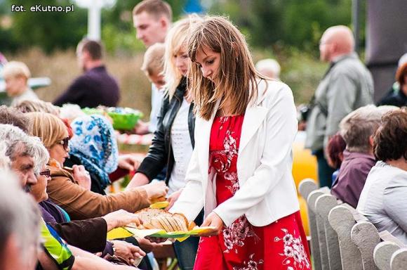 Od myszy po cesarza wszyscy żyją z gospodarza. Dożynki w gminie Krzyżanów