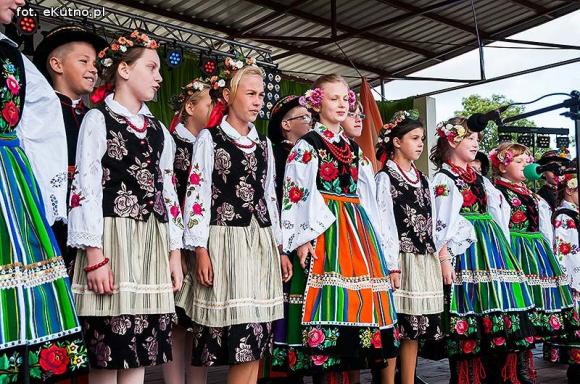 Od myszy po cesarza wszyscy żyją z gospodarza. Dożynki w gminie Krzyżanów