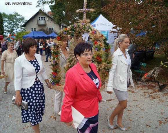 Dożynki gminne w Oporowie