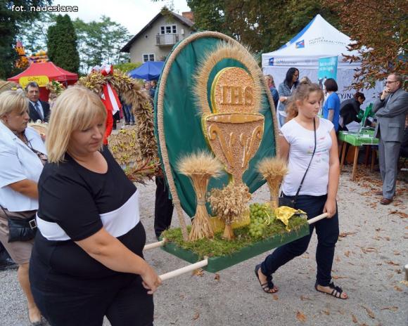 Dożynki gminne w Oporowie