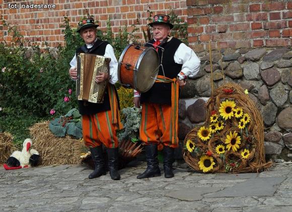 Dożynki gminne w Oporowie