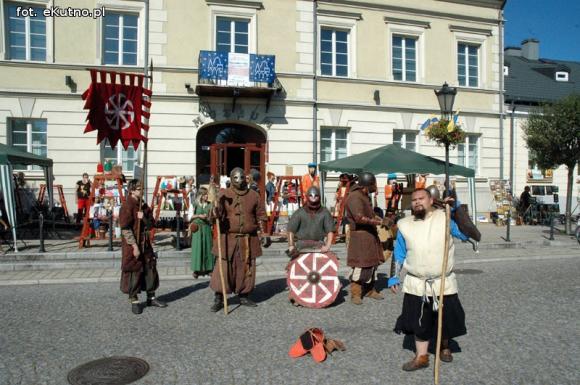 Wojowie  Kolovratu na Europejskich Dniach Dziedzictwa w Kutnie