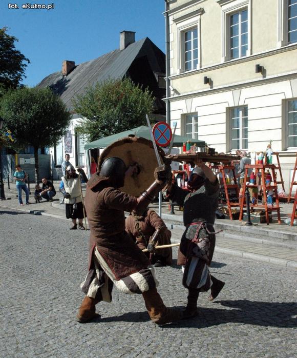 Wojowie  Kolovratu na Europejskich Dniach Dziedzictwa w Kutnie