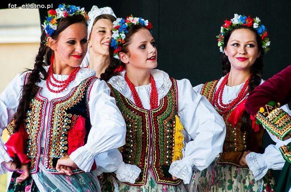 Koniec Święta w Mieście Róż: Król Elvis, światowe przeboje i mocne Ukeje