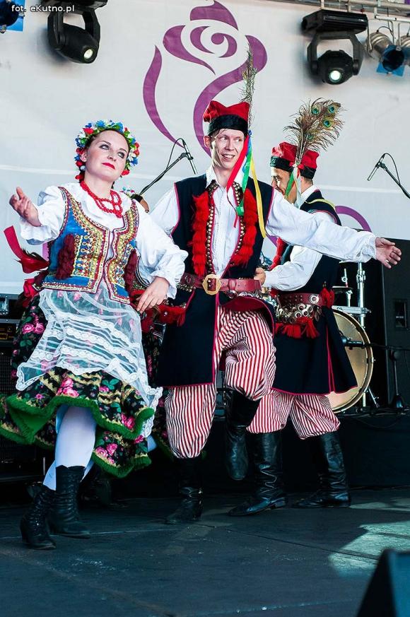Koniec Święta w Mieście Róż: Król Elvis, światowe przeboje i mocne Ukeje
