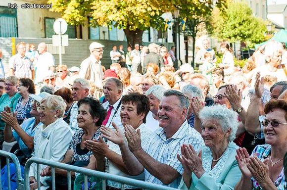 Koniec Święta w Mieście Róż: Król Elvis, światowe przeboje i mocne Ukeje