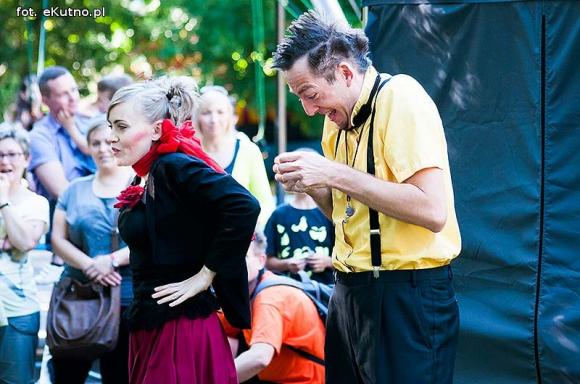 Koniec Święta w Mieście Róż: Król Elvis, światowe przeboje i mocne Ukeje