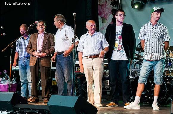 Koniec Święta w Mieście Róż: Król Elvis, światowe przeboje i mocne Ukeje