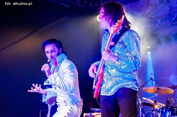Koniec Święta w Mieście Róż: Król Elvis, światowe przeboje i mocne Ukeje