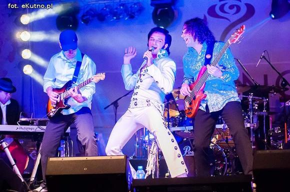 Koniec Święta w Mieście Róż: Król Elvis, światowe przeboje i mocne Ukeje