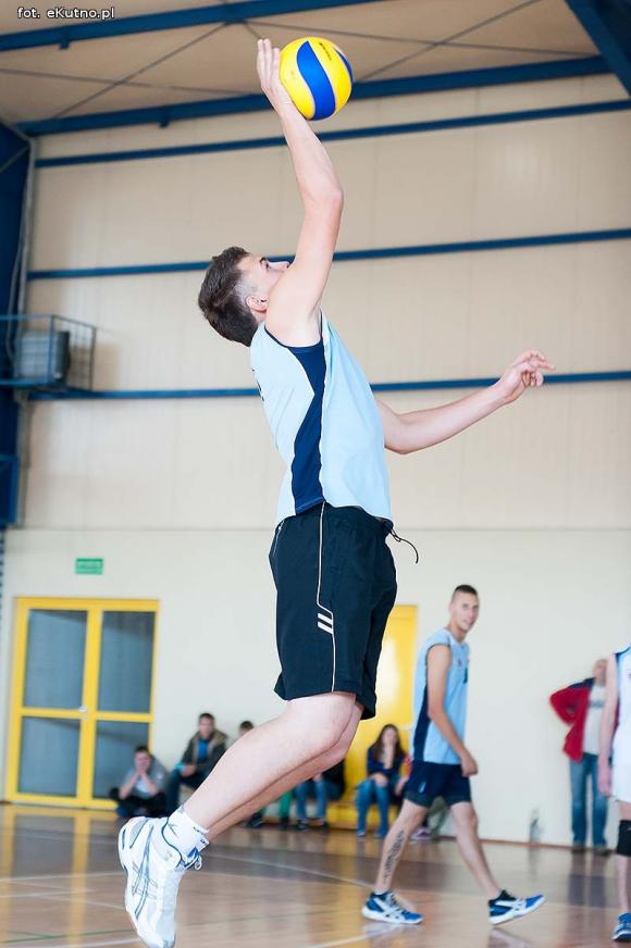 Sportowa niedziela w Żychlinie: bieg, siatkówka, piłka nożna, koncert i nagrody