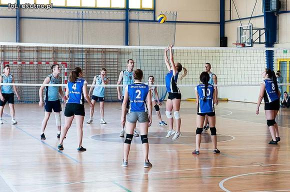 Sportowa niedziela w Żychlinie: bieg, siatkówka, piłka nożna, koncert i nagrody