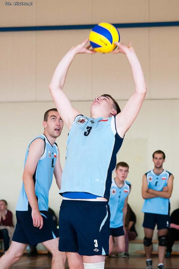 Sportowa niedziela w Żychlinie: bieg, siatkówka, piłka nożna, koncert i nagrody