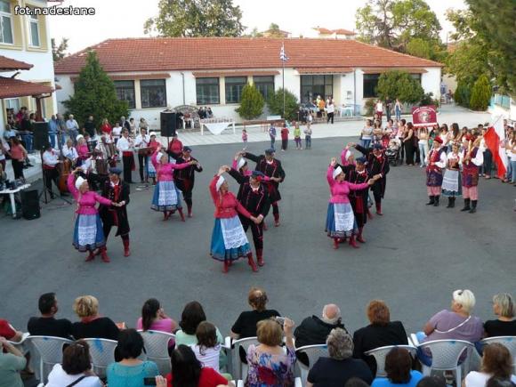 Reminiscencje: Zespół Pieśni i Tańca Ziemi Kutnowskiej na Międzynarodowym Festiwalu w Grecji