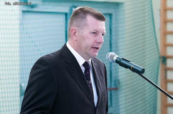 Ślubuję być dobrym uczciwym człowiekiem i dbać o dobre imię szkoły