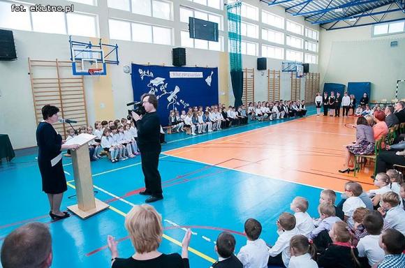 Ślubuję być dobrym uczciwym człowiekiem i dbać o dobre imię szkoły