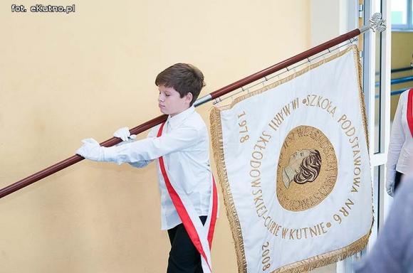 Ślubuję być dobrym uczciwym człowiekiem i dbać o dobre imię szkoły