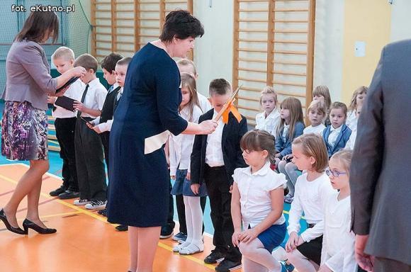 Ślubuję być dobrym uczciwym człowiekiem i dbać o dobre imię szkoły