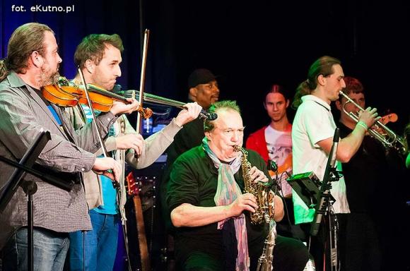 Znakomity koncert. Sentymentalna podróż Urbaniaka do Kutna