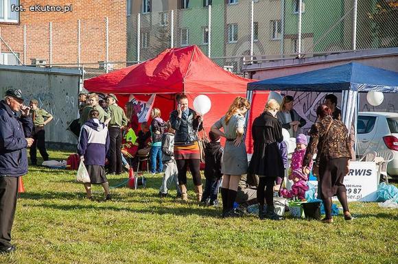 Bezpieczny dom i radość małych kutnian na festynie rodzinnym