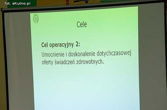 Zagrożenia dla szpitala: polityczne wojenki, opinie internautów i brak finansowania 14 mln zł długu