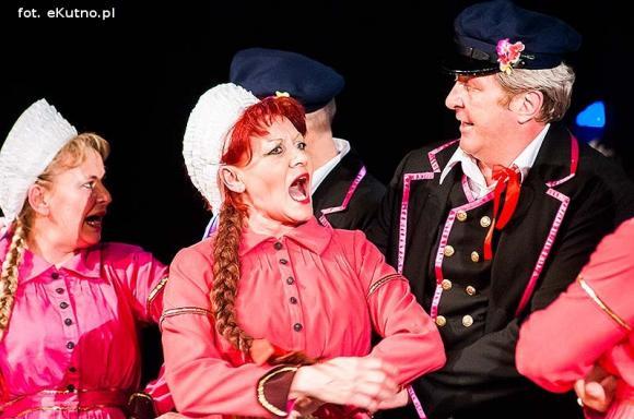 Wielkie święto Zespołu Pieśni i Tańca Ziemi Kutnowskiej