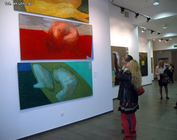 Życie to święto. Obrazy Marka Haładudy w Galerii KDK