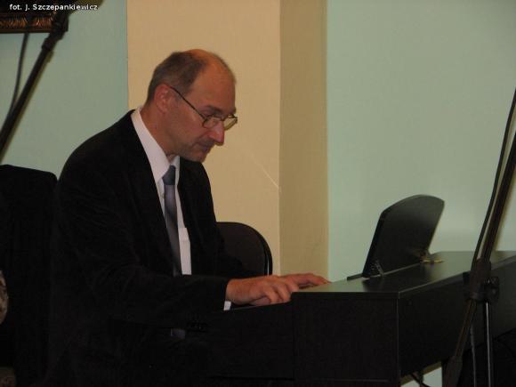 Krośniewice zaklęte w poezji