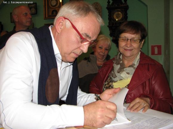 Krośniewice zaklęte w poezji