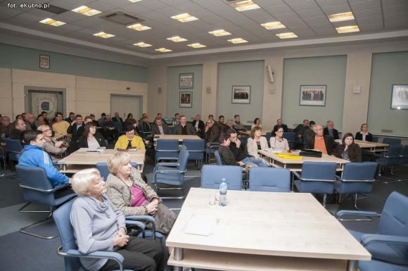 Zacięci wrogowie? Rozprawa administracyjna w sprawie decyzji środowiskowej dla Beef Beef