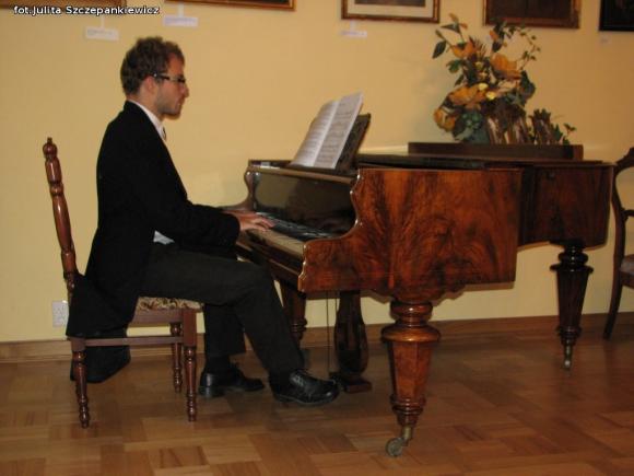 Ks. J. Poniatowski w Krośniewicach