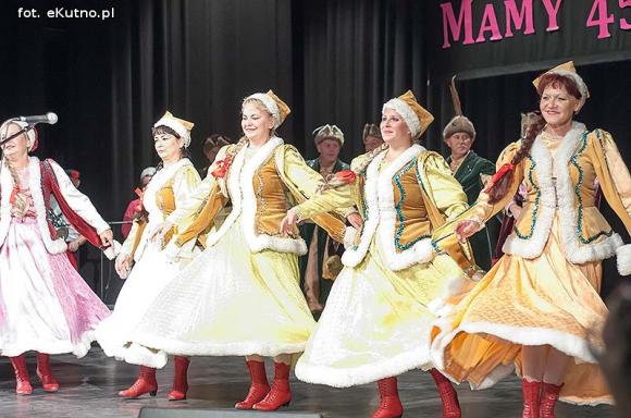 Świętował Zespół Pieśni i Tańca Ziemi Kutnowskiej