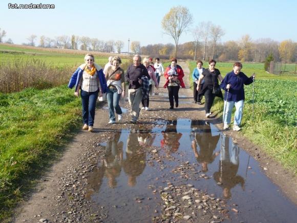 Pieszy rajd do Oporowa