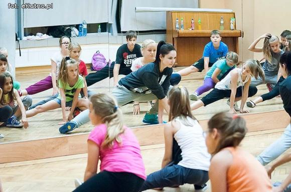 Nieprawda, że w Kutnie jest nudno: po radość i zgrabne ciało na zajęcia taneczne