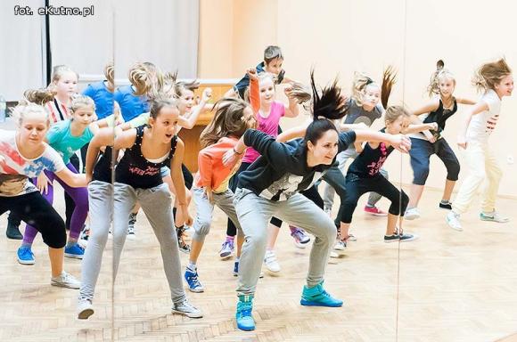 Nieprawda, że w Kutnie jest nudno: po radość i zgrabne ciało na zajęcia taneczne