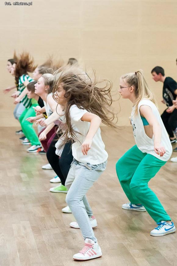 Nieprawda, że w Kutnie jest nudno: po radość i zgrabne ciało na zajęcia taneczne