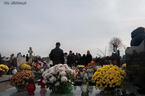 Pierwsza kwesta w 200 rocznicę powstania nekropolii w Łąkoszynie