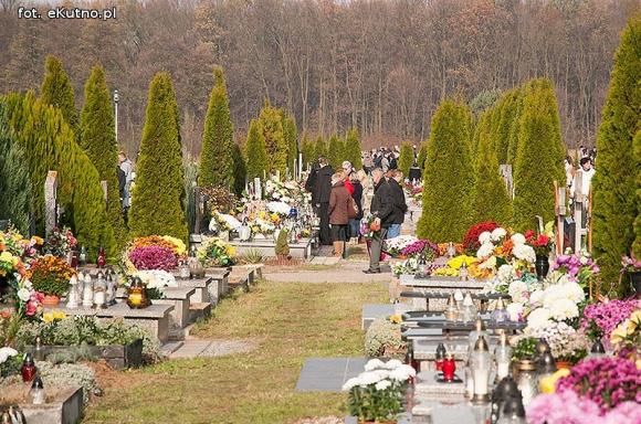 Pierwsza kwesta w 200 rocznicę powstania nekropolii w Łąkoszynie