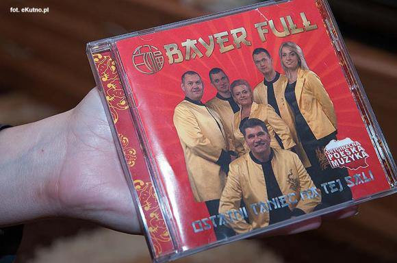 Niespodzianka w rytmie Disco Polo. Sławek Świerzyński złożył życzenia parze z Kutna