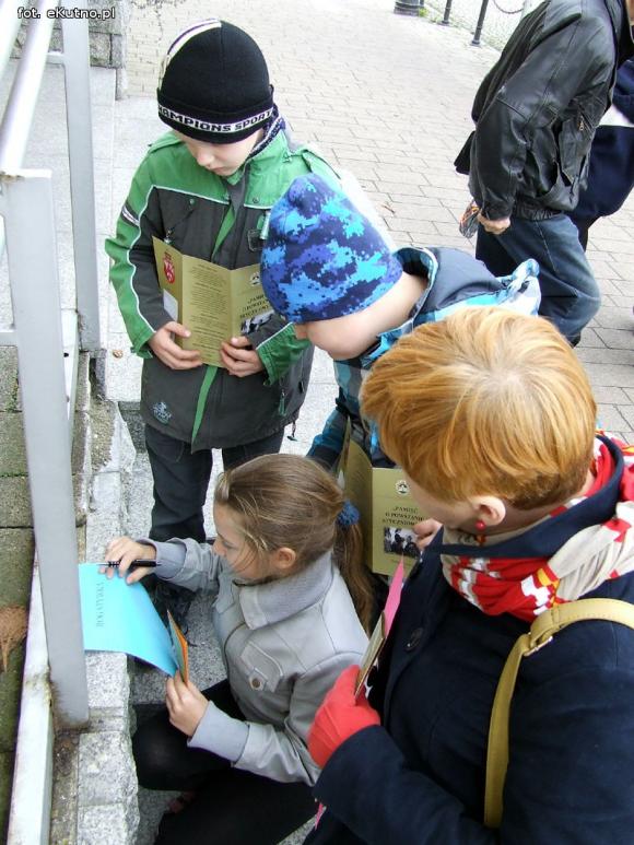 Trzecioklasiści wzięli udział w queście o powstaniu styczniowym