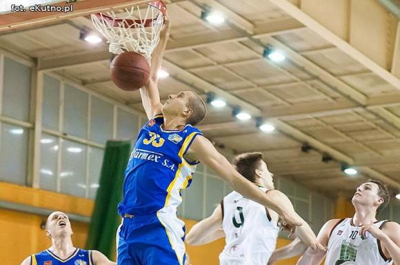 Polfarmex Kutno wygrywa w Warszawie