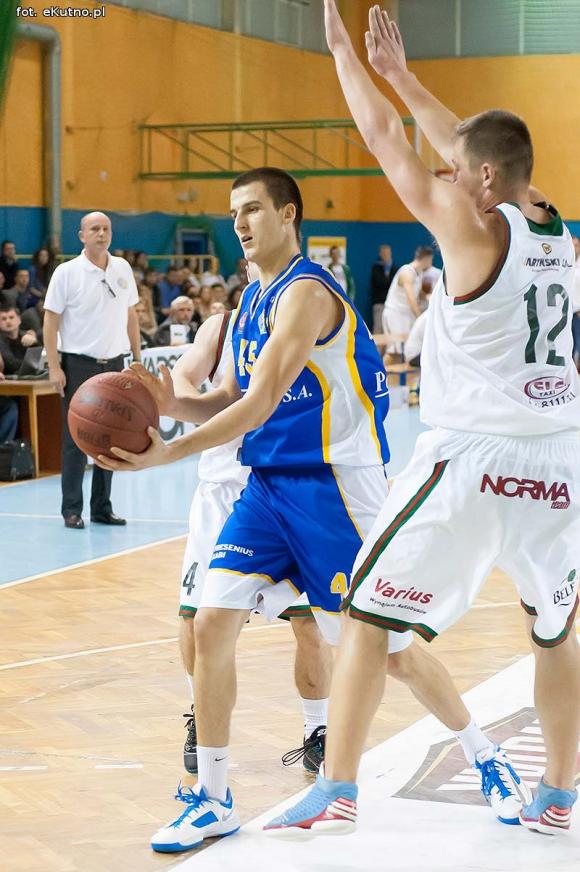 Polfarmex Kutno wygrywa w Warszawie