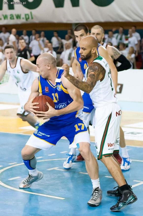 Polfarmex Kutno wygrywa w Warszawie