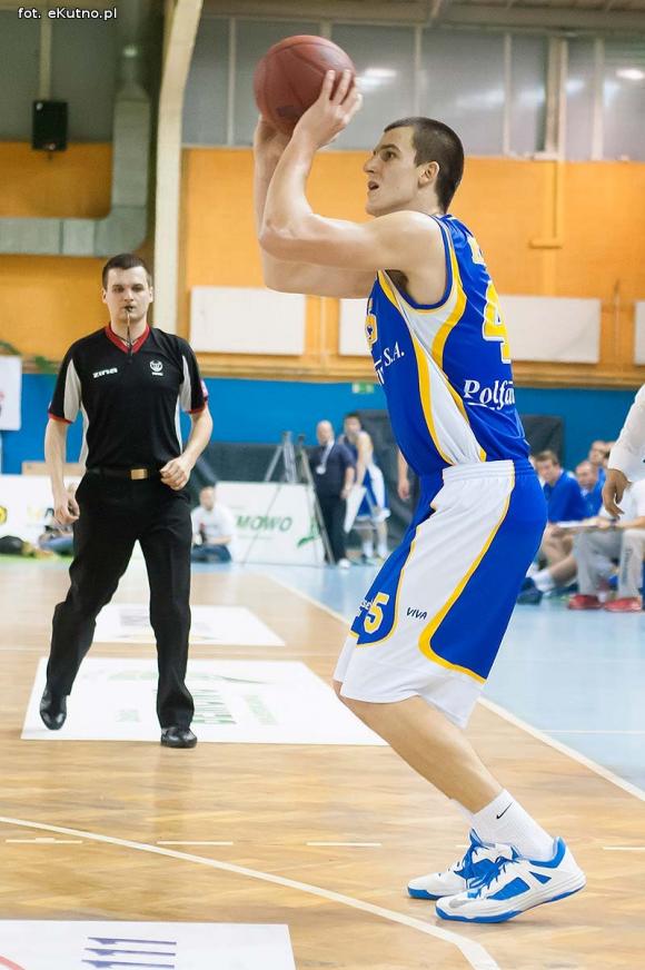 Polfarmex Kutno wygrywa w Warszawie