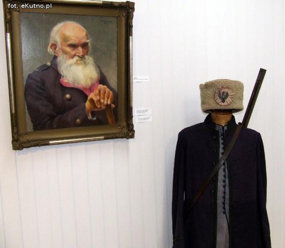 Suknia, okowy, broń i dokumenty, niemi świadkowie polskiej historii