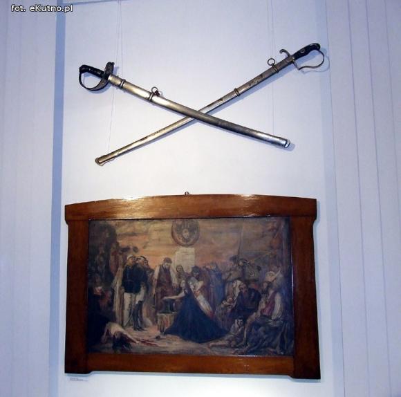 Suknia, okowy, broń i dokumenty, niemi świadkowie polskiej historii